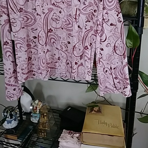 Top - Picture 5 of 6